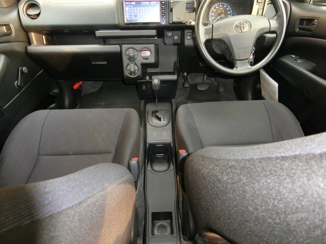 サクシードバンハイブリッド 1.5 UL