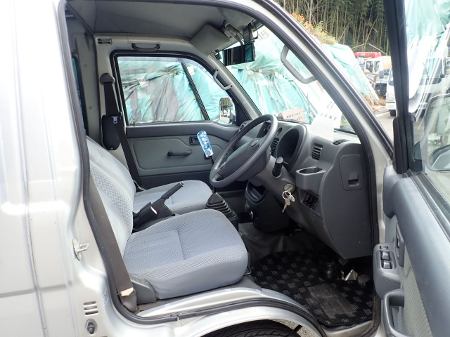 �y�ݕ���4�i���o�[�ł��̂ŁA�ێ�����}�����o�ϓI�ł��B