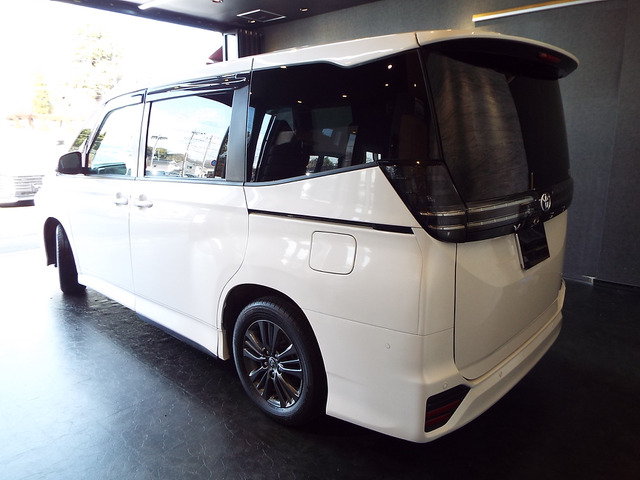 ヴォクシー1.8 ハイブリッド S-G