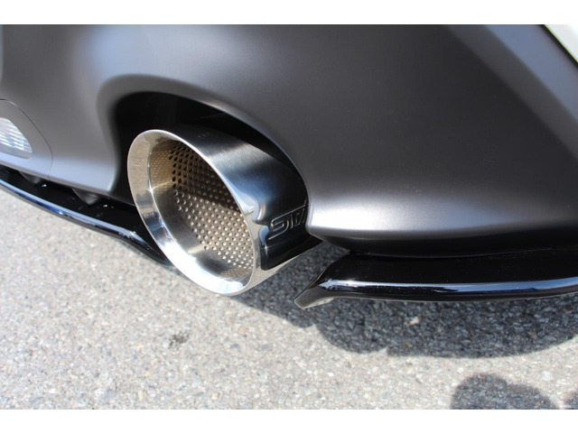 STIパフォーマンスマフラー