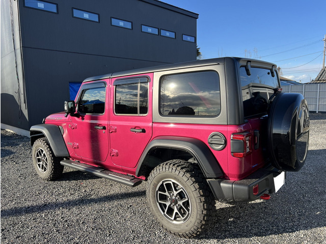 未使用　純正　サンライダー フリップトップJeep Wrangler お引取限定 MOPAR純正 サンライダー ブラックツイル 組立済 ハードトップ用