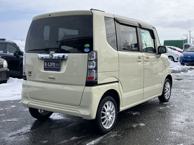 【支払総額推進店】お車をご覧い頂きまして、誠に有難う御座います。在庫車両になりますので、是非ご都合の宜しい時に、見に来て下さい。来店予約をされると、ご案内がスムーズです。