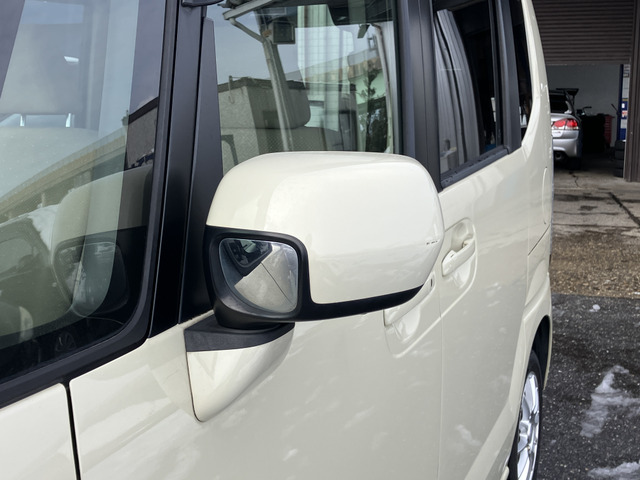 【支払総額推進店】お車をご覧い頂きまして、誠に有難う御座います。在庫車両になりますので、是非ご都合の宜しい時に、見に来て下さい。来店予約をされると、ご案内がスムーズです。