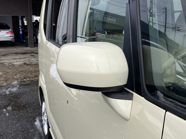 【支払総額推進店】お車をご覧い頂きまして、誠に有難う御座います。在庫車両になりますので、是非ご都合の宜しい時に、見に来て下さい。来店予約をされると、ご案内がスムーズです。