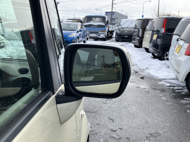 【支払総額推進店】お車をご覧い頂きまして、誠に有難う御座います。在庫車両になりますので、是非ご都合の宜しい時に、見に来て下さい。来店予約をされると、ご案内がスムーズです。