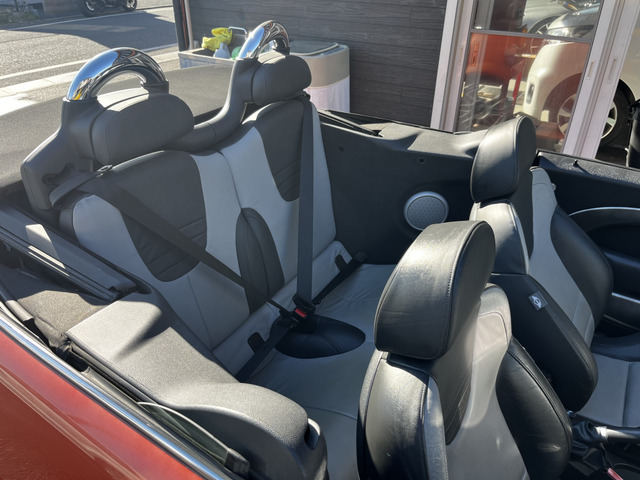 �I�[�N�V�����o�i�f�[�^�[�����q�l�Ƌ��L�v���܂��B��pID�𔭍s�������܂��̂ŁA�S���̃I�[�N�V�����f�[�^�[���ϗ����鎖���ł��܂��C�ɓ��������Ԃ�������܂�����A���ЃX�^�b�t�����������w���v���܂�