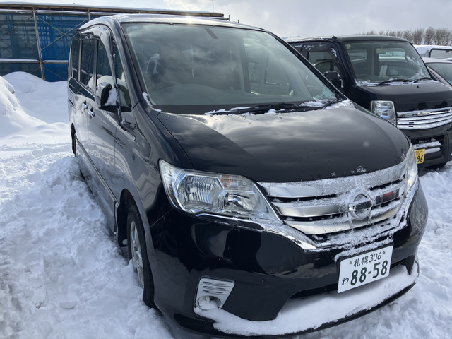 セレナ2.0 ハイウェイスター Vセレクション 4WD