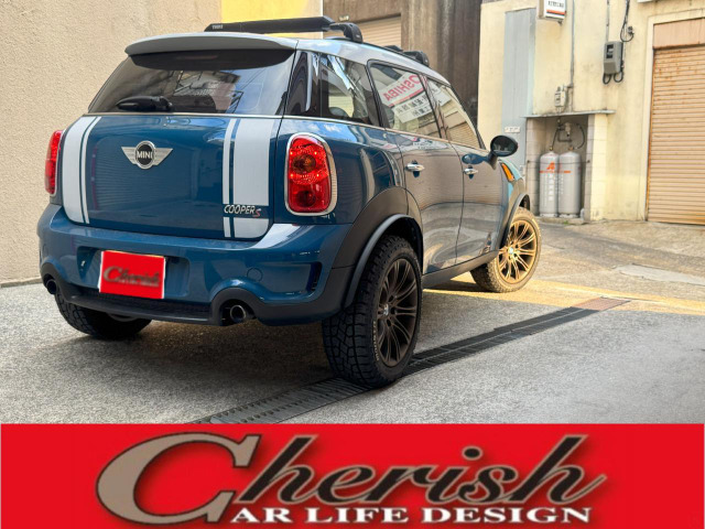 �X���𑖂��Ă��Ă��A�悭�����܂��B�B�B���ړx�������w���킢���x�ƌ����Ă���������d�l�ł��B