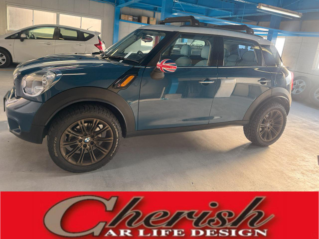 BMW����18�C���`���g�p���Ă��܂��B