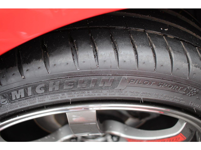 �^�C���̓~�V������ �p�C���b�g�X�|�[�c4�𑕒�