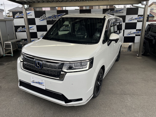 ステップワゴン(ホンダ) 2.0 e:HEV スパーダ　純正11型ナビ 15.6インチ後席モニタ 中古車画像
