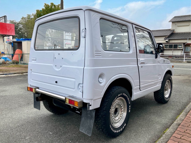 �����̎ԗ��ȊO�ɂ��u�ԑI�уh�b�g�R���v�ɂ������߂̒��ÎԂ��f�ڂ��Ă���܂��B