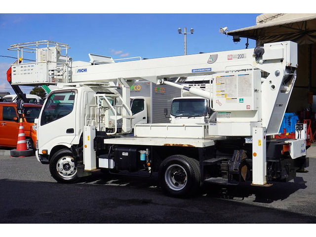 �o���E�g���b�N�Ƃ���1��1��d�l�̈قȂ镨�����A���m���Ɋ�Â�������₷�����������Ē����܂��B