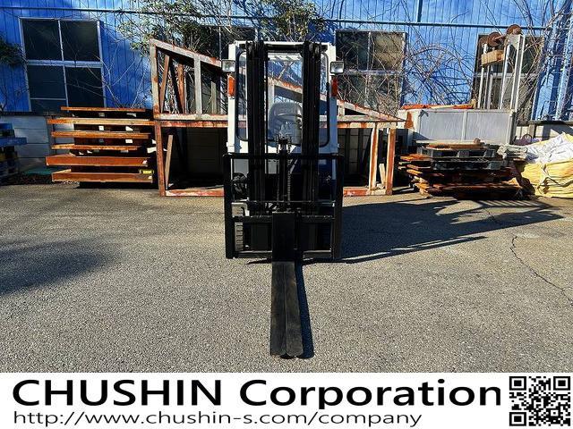 TCM電動フォークリフト