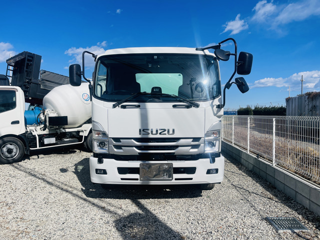 フォワードミキサー車