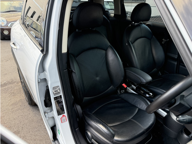 �����N���[�j���O�ς݂ł����s�J�s�J�Ɏd�グ�Ă��q�l�̂����X�����҂����Ă���܂���