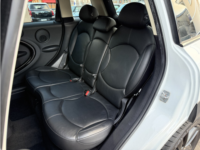 MINI�Ȃ�ł͂̃z�[���h�͂̍����V�[�g���g�p���Ă���܂��B��Ȃɂ́A�`���C���h�V�[�g����t�\�ł��B