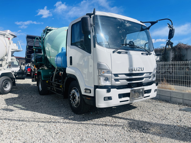 フォワードミキサー車