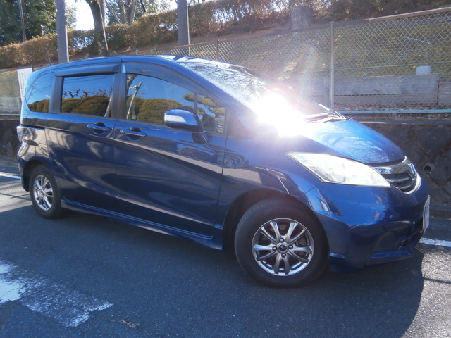 フリード1.5 G ジャストセレクション