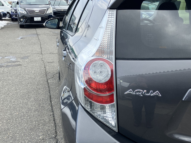 �y�x�����z���i�X�z���Ԃ������������܂��āA���ɗL�������܂��B�݌Ɏԗ��ɂȂ�܂��̂ŁA���񂲓s���̋X�������ɁA���ɗ��ĉ������B���X�\��������ƁA���ē����X���[�Y�ł��B