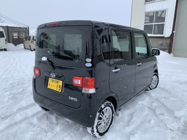 お客様のご希望のナンバーをお付けしてご納車するプランもご用意しています。