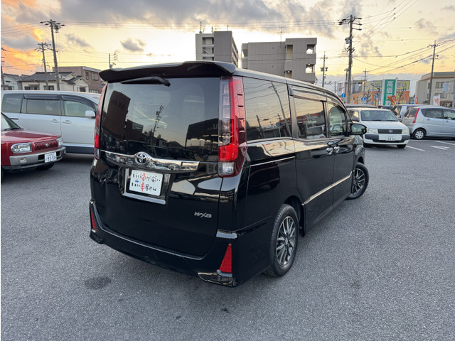 注文販売もお任せください!全国のオートオークションや当店下取車、買取車を、お客様のご予算、グレード、装備、カラーに合わせてご用意、ご紹介させて頂きます。