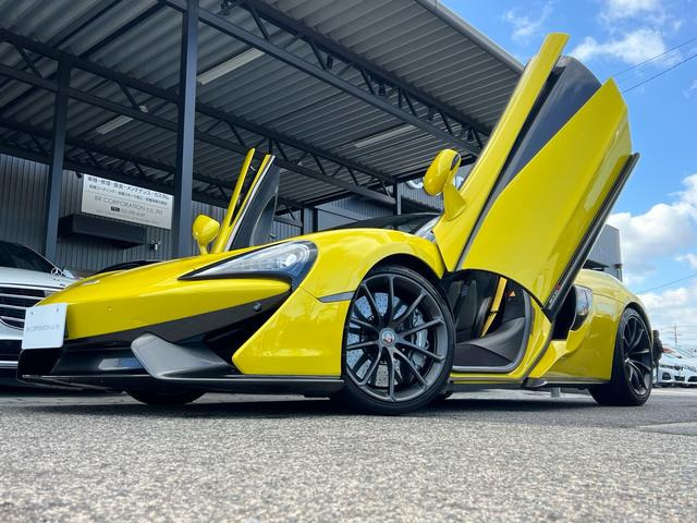 570Sスパイダー(マクラーレン) 3.8　正規ディーラー車 屋内保管 左ハンドル 中古車画像