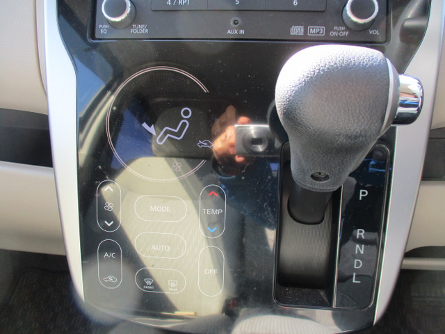 �����삪�ȒP�^�b�`�p�l�����I�[�g�G�A�R����