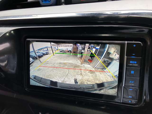 自社整備工場にて、日々お車の整備をしっかりと行っております。ご購入後のメンテナンスも安心してお任せください!