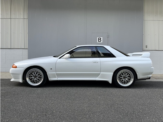 NISMO:カーボン製プロペラシャフト・メーター・クラッチ・フライホイール・デフ・アーム・ブッシュ