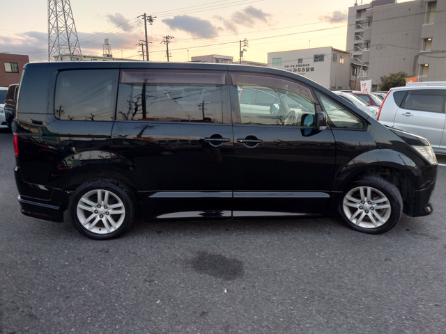 �����ԕی��������k���������B���X�͎O��Z�F�C��A���������j�b�Z�C���a���ۂ̑㗝�X�ł��B�ی��S��������̍ۂ͘A�g������Đv���ɂ��Ή��v���܂��B��ԁE�����^�J�[�����p�ӂł��܂��̂ł����S���������B