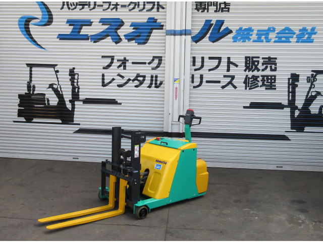 コマツ電動フォークリフト