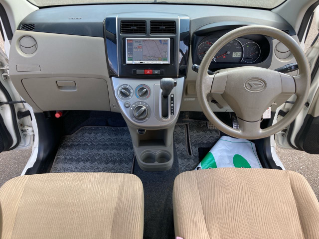 �����̎ԗ��ȊO�ɂ��u�ԑI�уh�b�g�R���v�ɂ������߂̒��ÎԂ��f�ڂ��Ă���܂��B