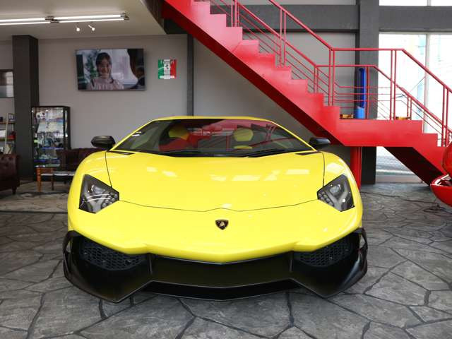 アヴェンタドール