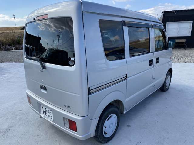 ���X�́A�����㎩���ԓ��̒���IC����6��(2.8�L��)�ł��B