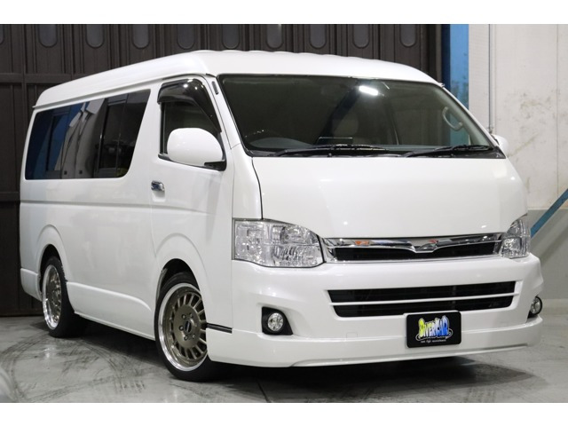 ハイエース(トヨタ) GL ロング ミドルルーフ リアベッド フローリング 9インチナビ 中古車画像