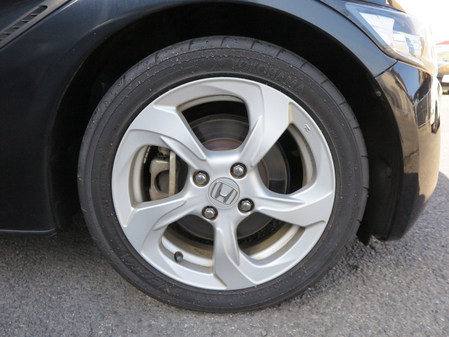 ���q�l�̃J�[���C�t�������K�Ŋy�������̂ɂ���ׂ̃T�|�[�g���s���Ă��܂��B�ԑI�тɖ��������̃A�h�o�C�X�A�w����̃����e�i���X�A�X�ɂ̓h���C�u�������Ɗy���ވׂ̃A�C�f�A����̒񋟂܂ŁA���L������`���B