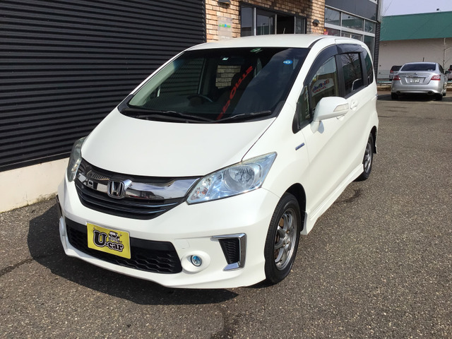 フリードハイブリッド(ホンダ) 1.5 プレミアムエディション 中古車画像