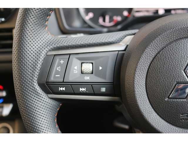 ���X�e�A�����O�X�C�b�`����!���茳�ŃI�[�f�B�I����\�ł�!