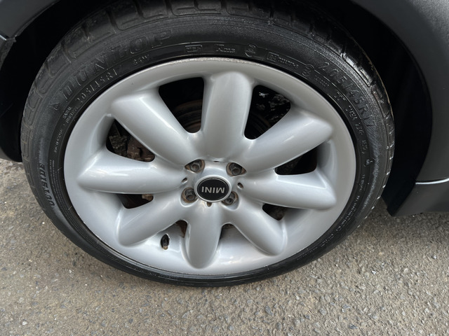 �݌Ɏ��q�͓X���ȊO�ɂ����ꂽ�ꏊ�ɂĕۊǂ��Ă���ꍇ���������܂��B�܂������H�����H��ɂ���ꍇ���������܂��B�����X�̍ۂɂ͈�x���d�b�ɂĂ��₢���킹���������B