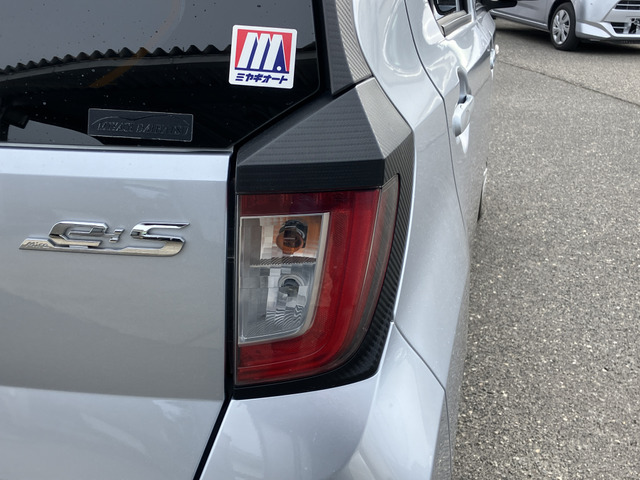 �y�x�����z���i�X�z���Ԃ������������܂��āA���ɗL�������܂��B�݌Ɏԗ��ɂȂ�܂��̂ŁA���񂲓s���̋X�������ɁA���ɗ��ĉ������B���X�\��������ƁA���ē����X���[�Y�ł��B