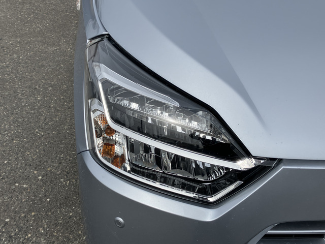 �y�x�����z���i�X�z���Ԃ������������܂��āA���ɗL�������܂��B�݌Ɏԗ��ɂȂ�܂��̂ŁA���񂲓s���̋X�������ɁA���ɗ��ĉ������B���X�\��������ƁA���ē����X���[�Y�ł��B