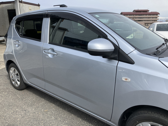 �y�x�����z���i�X�z���Ԃ������������܂��āA���ɗL�������܂��B�݌Ɏԗ��ɂȂ�܂��̂ŁA���񂲓s���̋X�������ɁA���ɗ��ĉ������B���X�\��������ƁA���ē����X���[�Y�ł��B