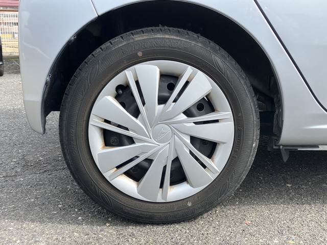 �y�x�����z���i�X�z���Ԃ������������܂��āA���ɗL�������܂��B�݌Ɏԗ��ɂȂ�܂��̂ŁA���񂲓s���̋X�������ɁA���ɗ��ĉ������B���X�\��������ƁA���ē����X���[�Y�ł��B