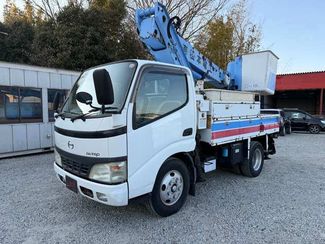 ���ׂȎ��ł��\���܂���̂ŁA���C�y�ɂ��₢���킹���������B