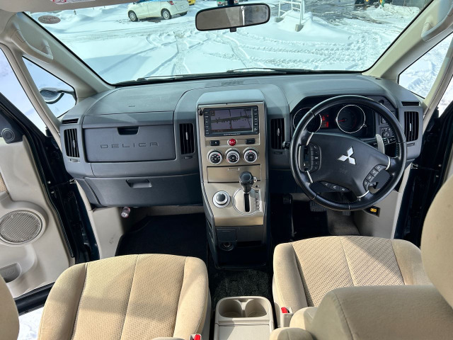 デリカD:52.4 G ナビパッケージ 4WD