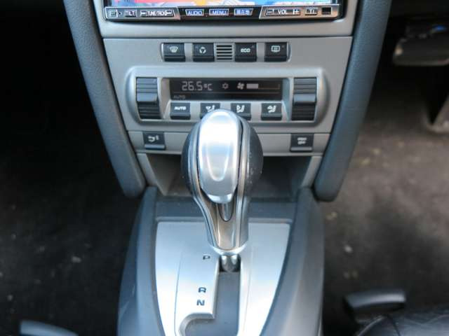 ���q�l�̃J�[���C�t�������K�Ŋy�������̂ɂ���ׂ̃T�|�[�g���s���Ă��܂��B�ԑI�тɖ��������̃A�h�o�C�X�A�w����̃����e�i���X�A�X�ɂ̓h���C�u�������Ɗy���ވׂ̃A�C�f�A����̒񋟂܂ŁA���L������`���B