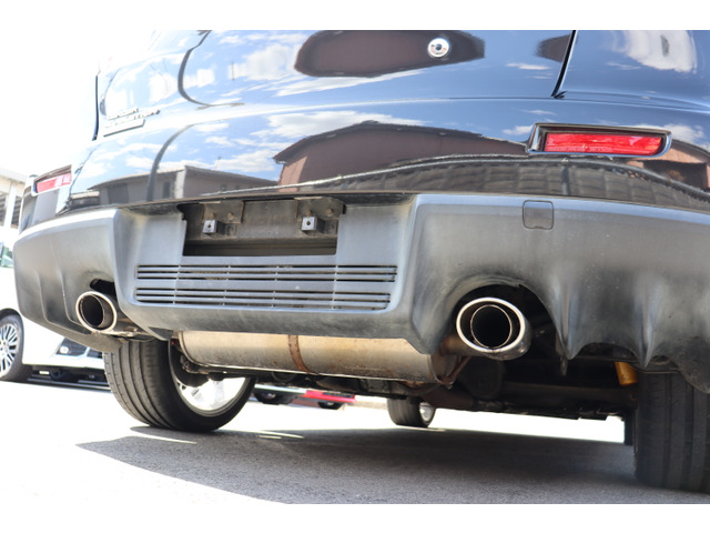 リアバンパー・マフラーは純正の物が装着されております♪マフラーやリヤバンパーなどの交換も承っておりますのでお気軽にご相談ください☆