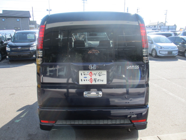 �O���d�グ�A�����A�j���d�グ�A�����N���[�j���O�v���܂��B���̒S���҂���������d�グ�A�[�Ԃ����Ē����܂��B