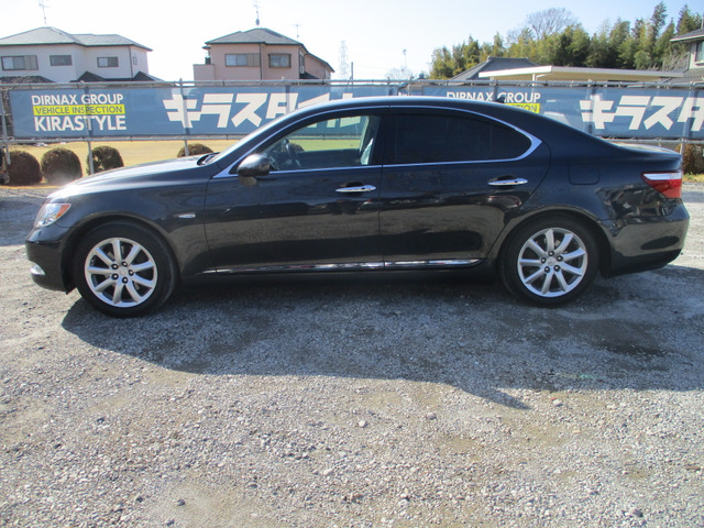 �G�A�T�X�ƃu���W�X�g�����O�m�̃^�C���ɂ��A�X���[�Y�ȑ��s���y���߂܂��B